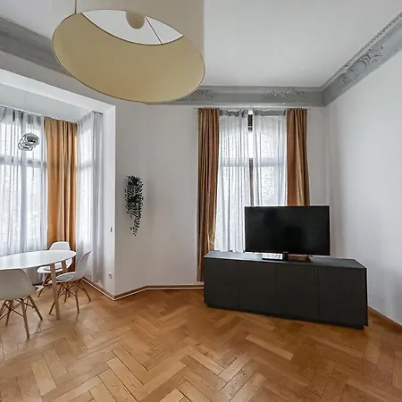 Apartment Altbau-flair, Trendviertel, 2p, Wifi, Modern, Fahrstuhl Chemnitz