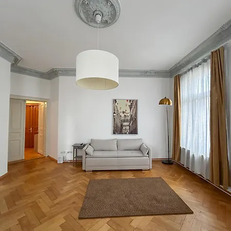 Altbau-flair, Trendviertel, 2p, Wifi, Modern, Fahrstuhl Chemnitz