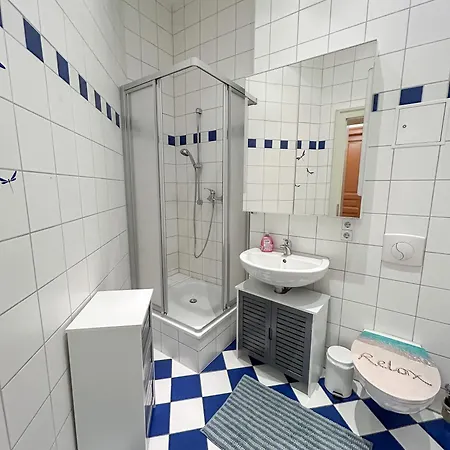 Apartment Altbau-flair, Trendviertel, 2p, Wifi, Modern, Fahrstuhl Chemnitz