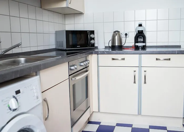 Altbau-flair, Trendviertel, 2p, Wifi, Modern, Fahrstuhl * Chemnitz (Saská Kamenice)