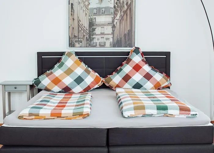 Altbau-flair, Trendviertel, 2p, Wifi, Modern, Fahrstuhl * Chemnitz (Saská Kamenice)